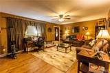 211 E Elm - Photo 5
