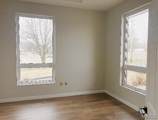 1060 Country Club Rd - Photo 3