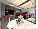 888 Commercial Boulevard - Photo 18