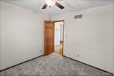 304 Country Club Drive - Photo 29
