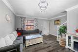 1871 Mansard Drive - Photo 10