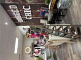 1106 Vine Street - Photo 4