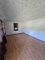 1011 Voorhees Lane - Photo 5