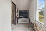 318 20th Street - Photo 20