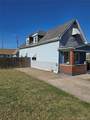1437 Grand Avenue - Photo 2