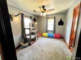 404 Oak Street - Photo 15