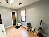 404 Oak Street - Photo 17