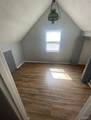7925 Rock Hill Road - Photo 11