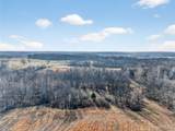 285 Graves - Photo 19