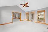 620 Springhill Court - Photo 14