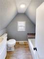 1011 Main Street - Photo 19