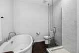 215 Sarah Street - Photo 24