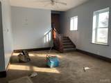 325 Iris Court - Photo 18