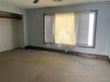 325 Iris Court - Photo 20