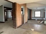 325 Iris Court - Photo 7
