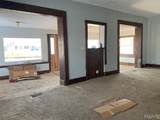 325 Iris Court - Photo 9