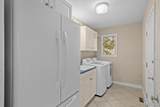 9 Hunters Point - Photo 11