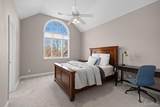 9 Hunters Point - Photo 38