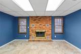 6589 Oak Hill Manor - Photo 39