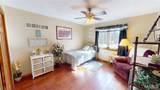 1015 Oak Street - Photo 22