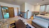 1015 Oak Street - Photo 43