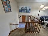806 Windy Way - Photo 10