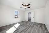 320 Oak Street - Photo 14