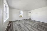 320 Oak Street - Photo 6