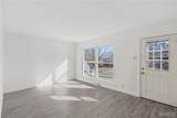 313 Saint Lawrence Drive - Photo 2