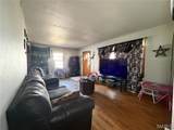 940 Hazel Place - Photo 16