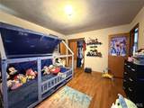 940 Hazel Place - Photo 19