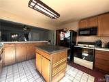940 Hazel Place - Photo 7
