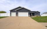 407 Sammy Lane - Photo 1