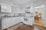 5559 Pershing Avenue - Photo 16