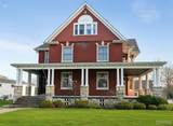 116 Henry Street - Photo 1