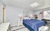 4392 Chateau De Ville Drive - Photo 18