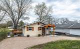 1642 Lakeshore Drive - Photo 4