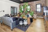 917 Broadway - Photo 3