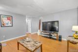 1909 Lakeheights Lane - Photo 11