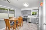 1909 Lakeheights Lane - Photo 15