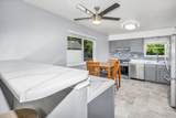 1909 Lakeheights Lane - Photo 17