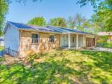 1909 Lakeheights Lane - Photo 3