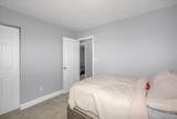 1909 Lakeheights Lane - Photo 29
