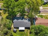 1909 Lakeheights Lane - Photo 45