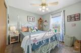 446 Oak Street - Photo 16