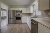 209 E Pine St - Photo 8