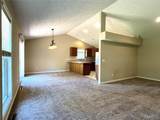 905 Hampton Court - Photo 14