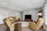 2270 Valleyview Drive - Photo 32