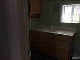 592 Brown Avenue - Photo 5