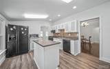 687 Salem Avenue - Photo 15